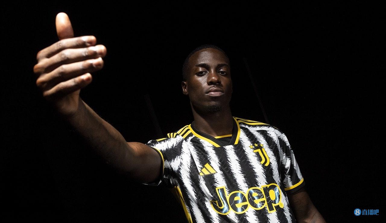 赛中展现的 赛中展现的